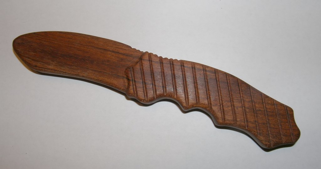 Imitaciya_n._Triumph_CRKT__iz_yatobo_maslo.jpg